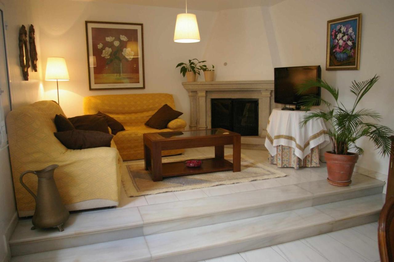 Вілла Vivienda Tradicional Con Jardin Y Patio Interior Віланова-де-Ароуса Екстер'єр фото